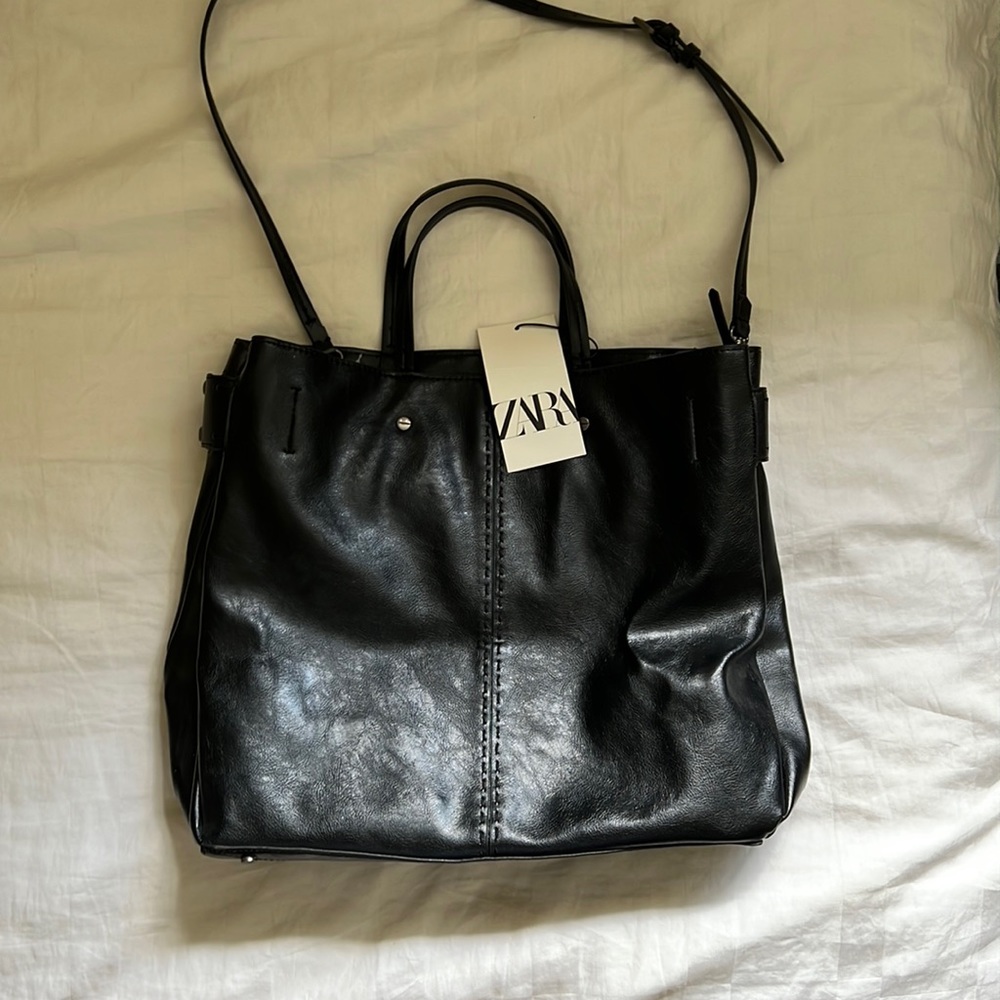 Zara black vegan leather tote - zip closure BNWT